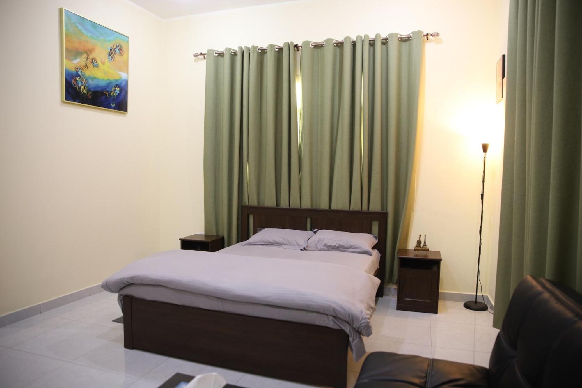 Luxury Private Studio Apartment Close To Airport Abú Dhabí Exteriér fotografie